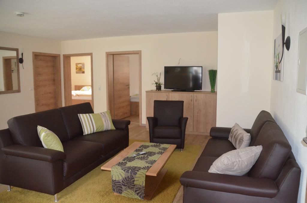 Landhotel Zum Adler Oberbechingen Phòng bức ảnh