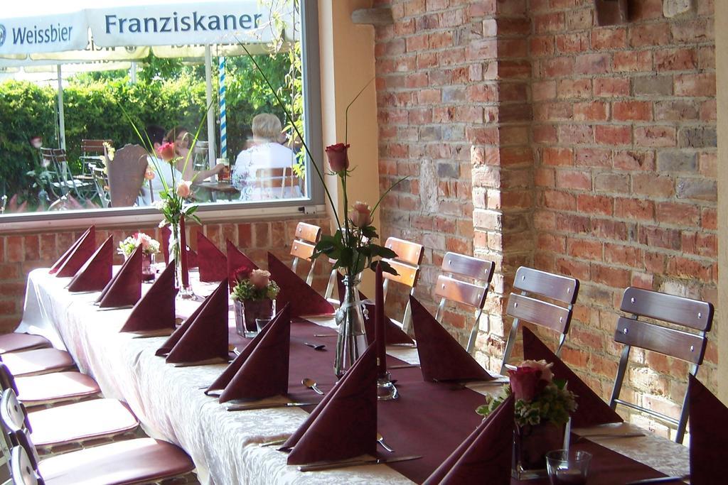 Landhotel Zum Adler Oberbechingen Ngoại thất bức ảnh