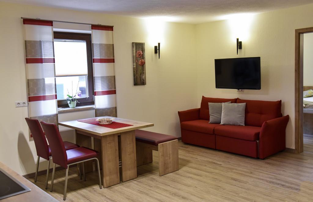 Landhotel Zum Adler Oberbechingen Ngoại thất bức ảnh